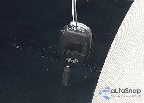 2018 Hyundai Sonata Se z USA, uszkodzony, nr VIN 5NPE24AF0JH664250